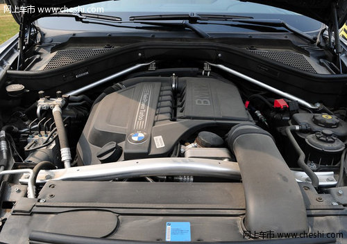 新款进门口宝马X5 天津港现车68万起售