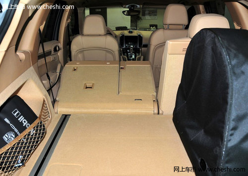 进口新款保时捷卡宴 天津现车110万起售