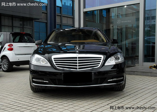 新款奔驰S350现车  天津港巨幅让利18万