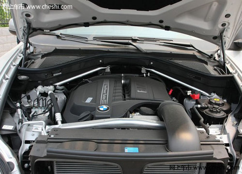 2012款宝马x5美规  天津现车最低68.8万