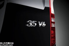 嘉兴 唯雅诺皓驰版举行全国媒体试驾会