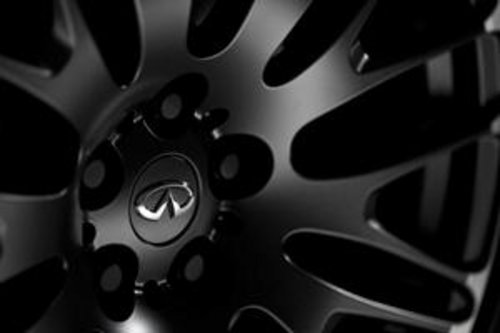 英菲尼迪FX将推出限量车 维特尔特别版