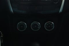 都市SUV 越野越精彩 实拍全新标致4008