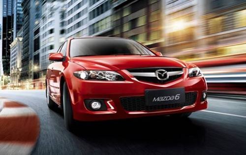 Mazda6“以大欺小” A级车如何应对