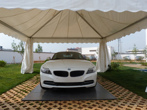 BMW Z4敞篷跑车-极致之美 绽放而出