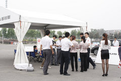 丰田普锐斯 双核节能先驱 非凡体验