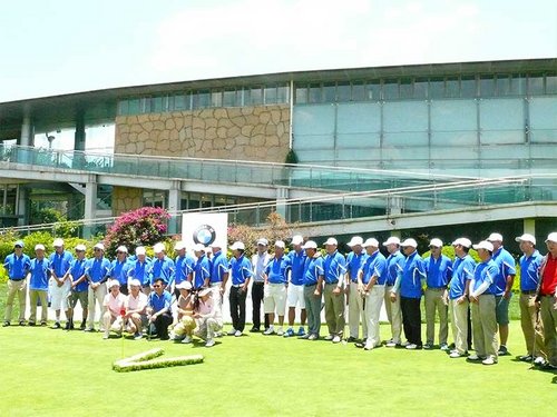 2012年BMW杯国际高尔夫球赛昆明站开杆