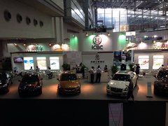 深港澳车展 亮模/二手车/改装繁多花样