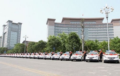 中国警车升级在即 自主品牌利剑出鞘
