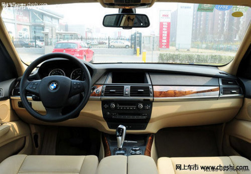 美规宝马X5现车热销  66万起售全国上牌