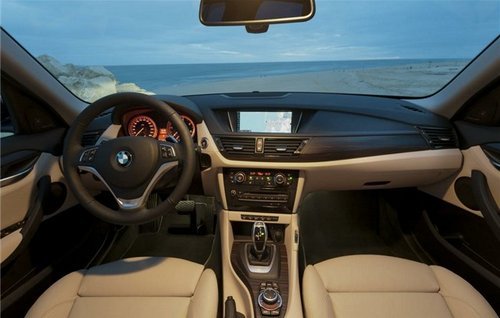 BMW X1首付30%或40%享1年1.99%金融计划