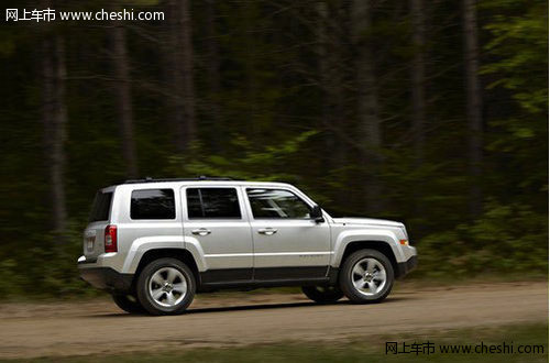 进口硬派紧凑型SUV：2012款Jeep®自由客
