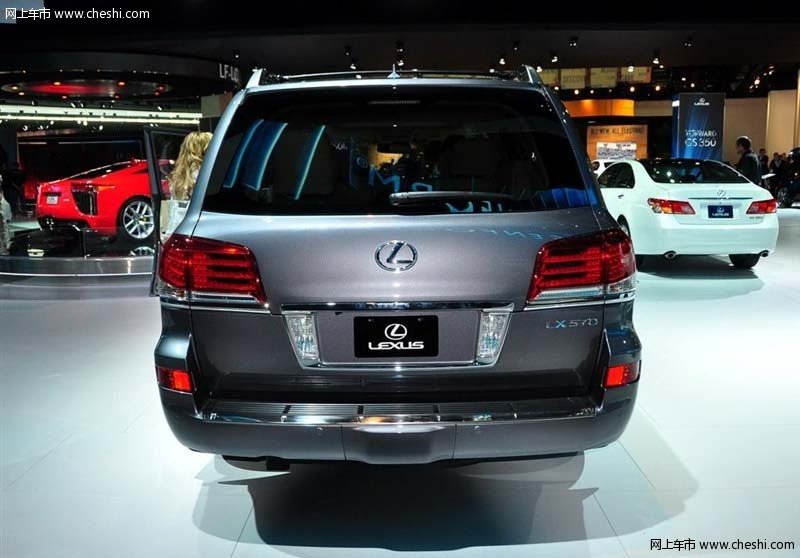 进口雷克萨斯lx570+天津现车可优惠20万