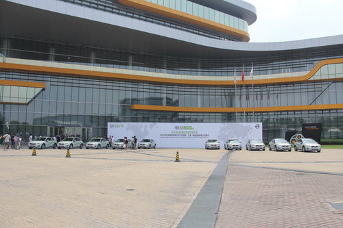 沃尔沃C30纯电动车 交付上海国际示范区