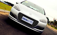 幸福家庭的首选 标致308?？谡臼约菔蹬?  src=