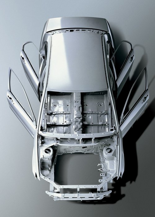 2012款三菱蓝瑟上市 外形新颖功能升级