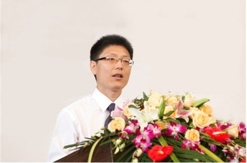 宝马孙玮女士出席2012儿童安全公益活动