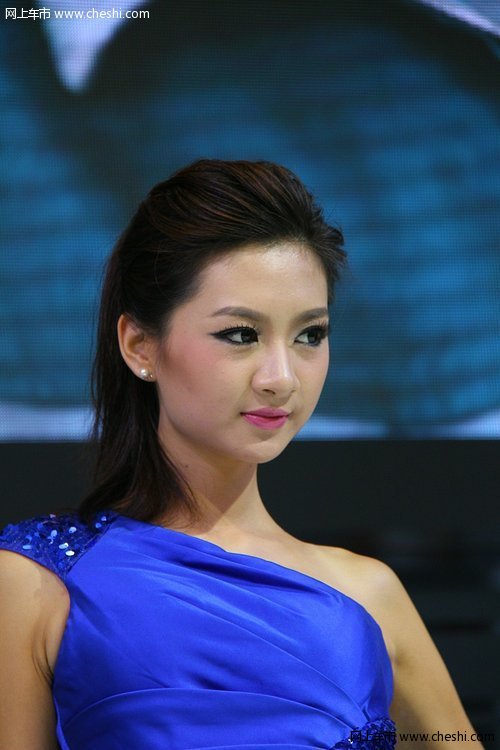 端庄a气质气质美女助阵中国美女海南腿车展模图片