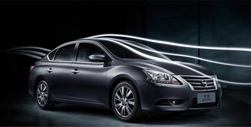 组团看酷车  新轩逸2012款再热华南