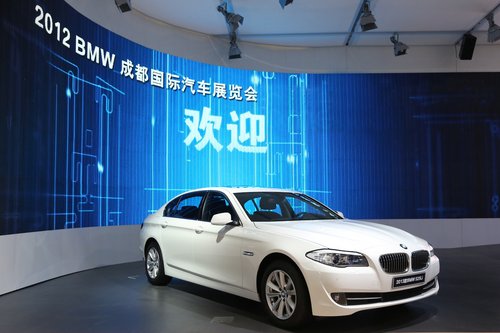 2013款BMW5系Li新BMWM6双门轿跑车来了