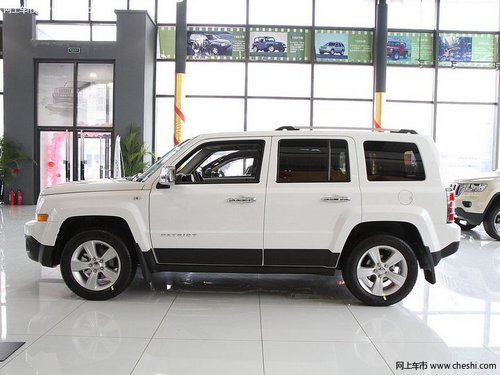进口硬派SUV—全新2012款Jeep® 自由客