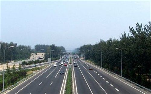机场高速二期扩建工程11月路基施工