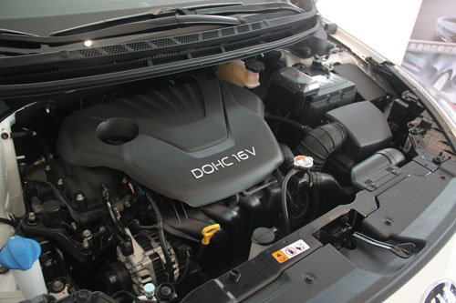 郑州起亚K3展车到店 现已全面接受预定