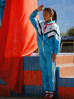 可爱的学生-美丽的老师 红粉笔进西藏