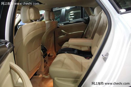 2013款宝马X6美规版  天津现车巨幅优惠