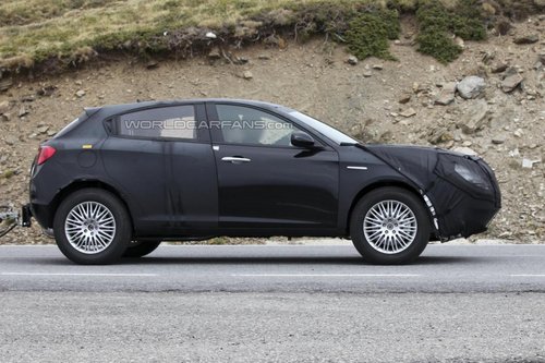 阿尔法罗密欧新SUV 明年亮相对抗宝马X3