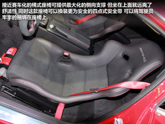 红色性能猛兽 奔驰C63 AMG双门轿跑实拍