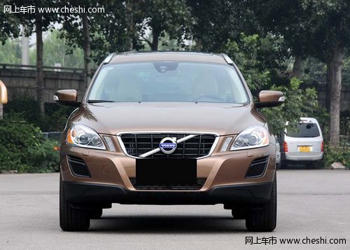 2013新款沃爾沃XC60 現(xiàn)車(chē)最高直降8萬(wàn)元