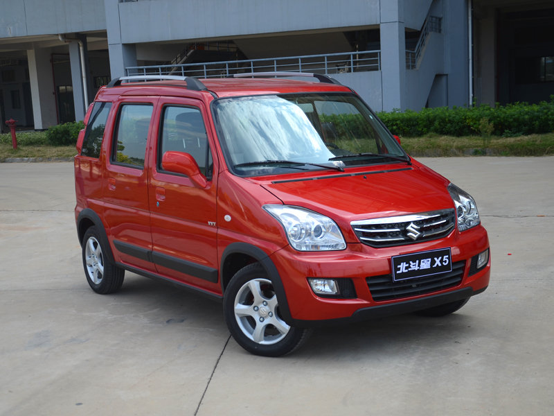 试驾昌河铃木北斗星x5