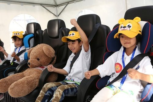 2012 BMW儿童交通安全训练营在厦门扎营