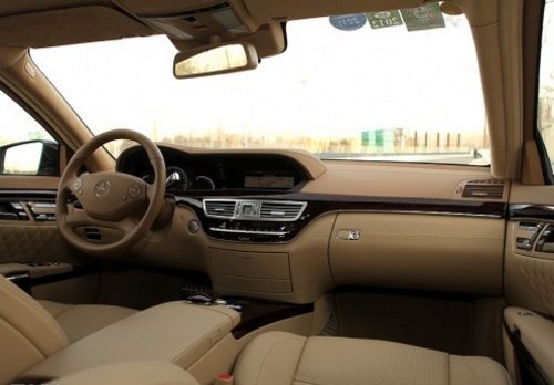 郑州购奔驰S300直降19.8万元 数量有限