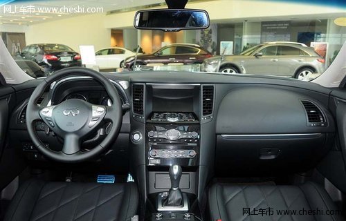英菲尼迪FX37  天津现车最低价70万起步