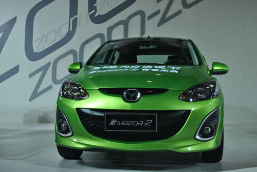 新Mazda2青春来袭 趁年轻，向应该说不