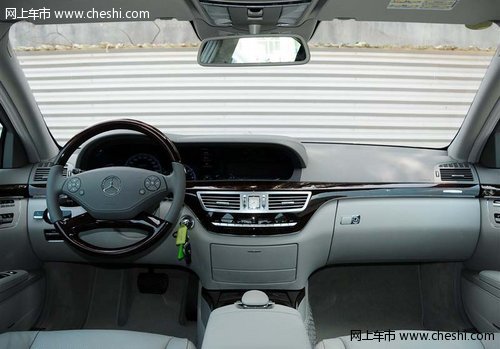 奔驰S350年末促销  天津现车最低折扣价