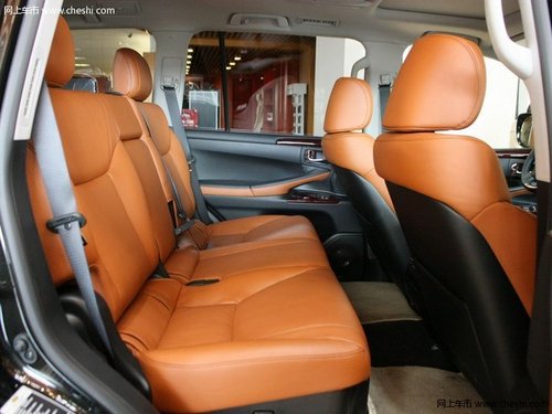 雷克萨斯LX570 天津现车最高优惠15万元