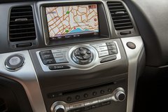 2013日产楼兰发布 安全升级两种新颜色