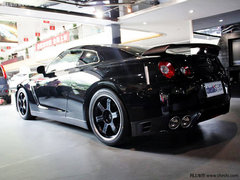 2013款日产GTR 天津现车年底清仓大促销