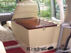 豐田考斯特12座  現(xiàn)車VIP豪華版100萬售