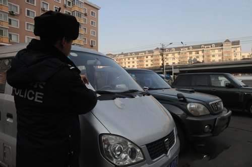 哈尔滨市一天处罚违法停车可达一万余件