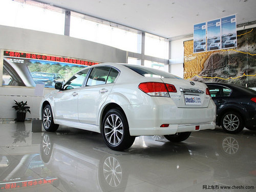 2013款力狮少量现车到店 订金2.58万起