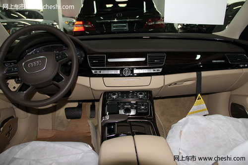新款奥迪A8全系  天津现车年底让利价售