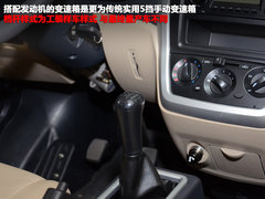 明年3月份量产 新龙马微客抢先实拍解析