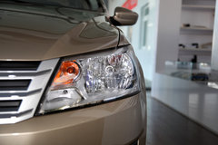 脱胎换骨 实拍全新桑塔纳1.6L AT豪华版