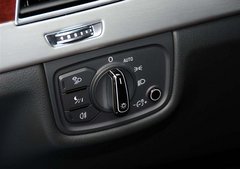 2013款奥迪A8全系  现车巅峰折扣价热卖