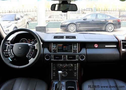 路虎揽胜行政自然吸气版  现车价位最低