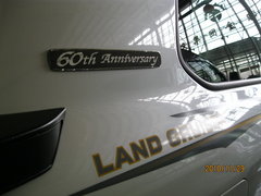 丰田酷路泽4700周年纪念版  白色限量版